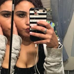 Meet your Posher, Mary jane